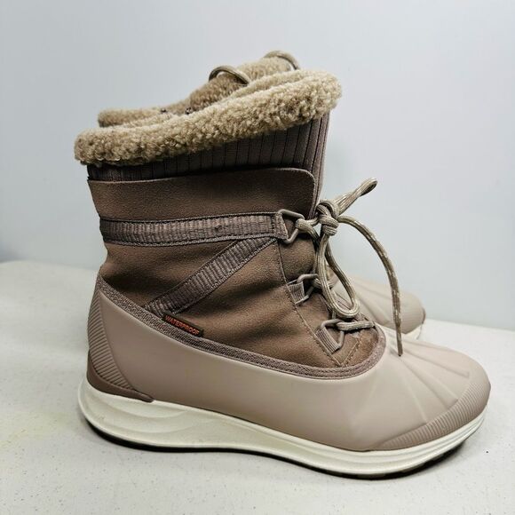 Baretraps
Women's Bandie Water Resistant Booties size 9 - Picture 1 of 6